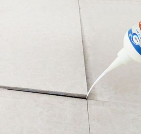 勐海瓷砖空鼓维修公司分享卫生间瓷砖脱落的原因可能有以下几点
